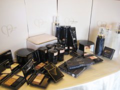 ​Cle de Peau Beaute肌肤美丽之钥盛妆闪耀